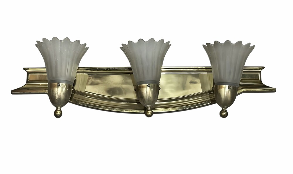 Vintage Hollywood Regency Style Fixture Frosted Tulip Shades 3 Light Wall Sconce